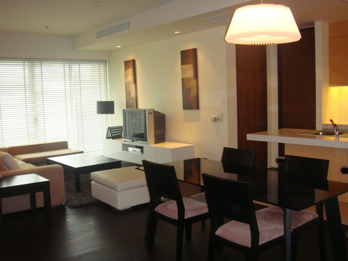 The Lakes · 2 bedroom · 111 SqM · Floor 15 · Khlong Toei, Bangkok · Photo 1 The Lakes 2-bedroom Condo in Khlong Toei, Bangkok – photo 1