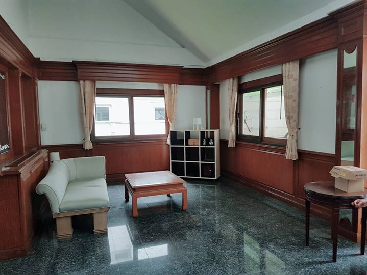 House in Sukhumvit 59 · 4 bedroom · 350 SqM · Phra Khanong, Bangkok · Photo 2 House in Sukhumvit 59 4-bedroom Detached House in Phra Khanong, Bangkok – photo 2