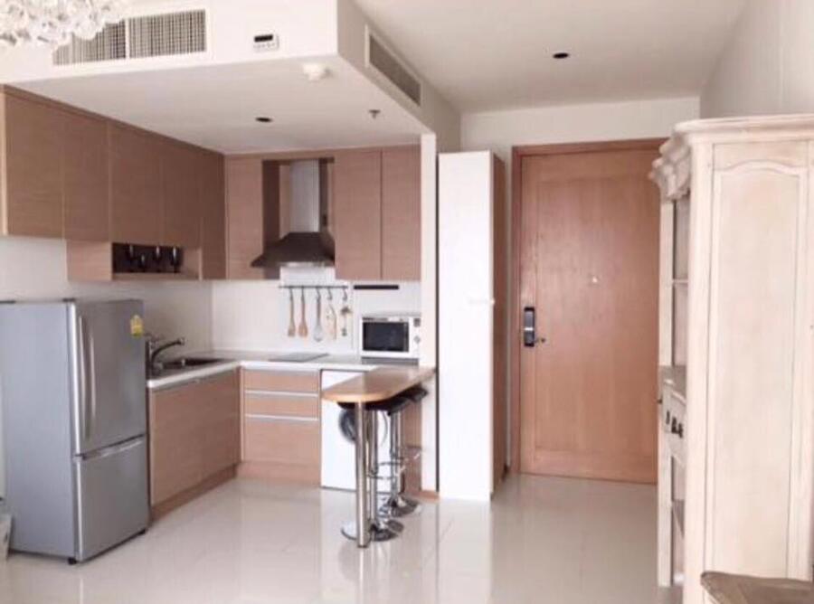 The Emporio Place · 1 bedroom · 48 SqM · Phrom Phong, Bangkok · Photo 1 The Emporio Place 1-bedroom Condo in Phrom Phong, Bangkok – photo 1