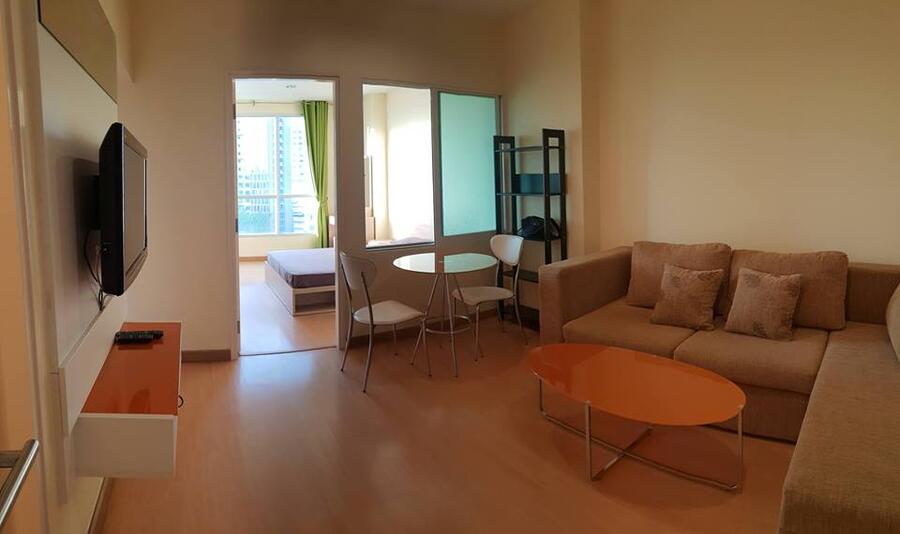 Life @ Sukhumvit 65 · 1 bedroom · 41 SqM · Floor 10 · Ekkamai, Bangkok · Photo 1 Life @ Sukhumvit 65 1-bedroom Condo in Ekkamai, Bangkok – photo 1