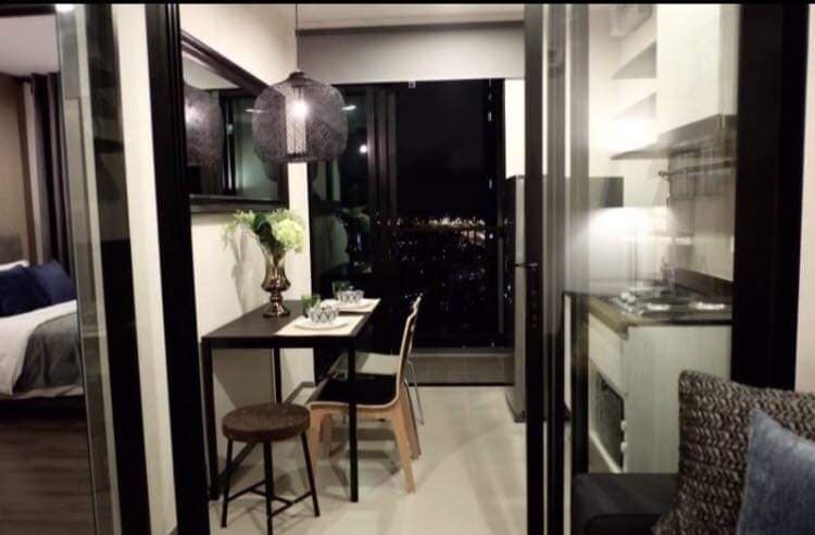 The Base Park East Sukhumvit 77 · 1 bedroom · 31.5 SqM · Floor 24 · Khlong Toei, Bangkok · Photo 1 The Base Park East Sukhumvit 77 1-bedroom Condo in Khlong Toei, Bangkok – photo 1