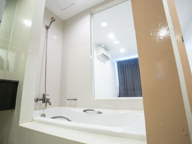 Ideo Blucove Sathorn · 1 bedroom · 35.4 SqM · Thonburi, Bangkok · Photo 2 Ideo Blucove Sathorn 1-bedroom Condo in Thonburi, Bangkok – photo 2
