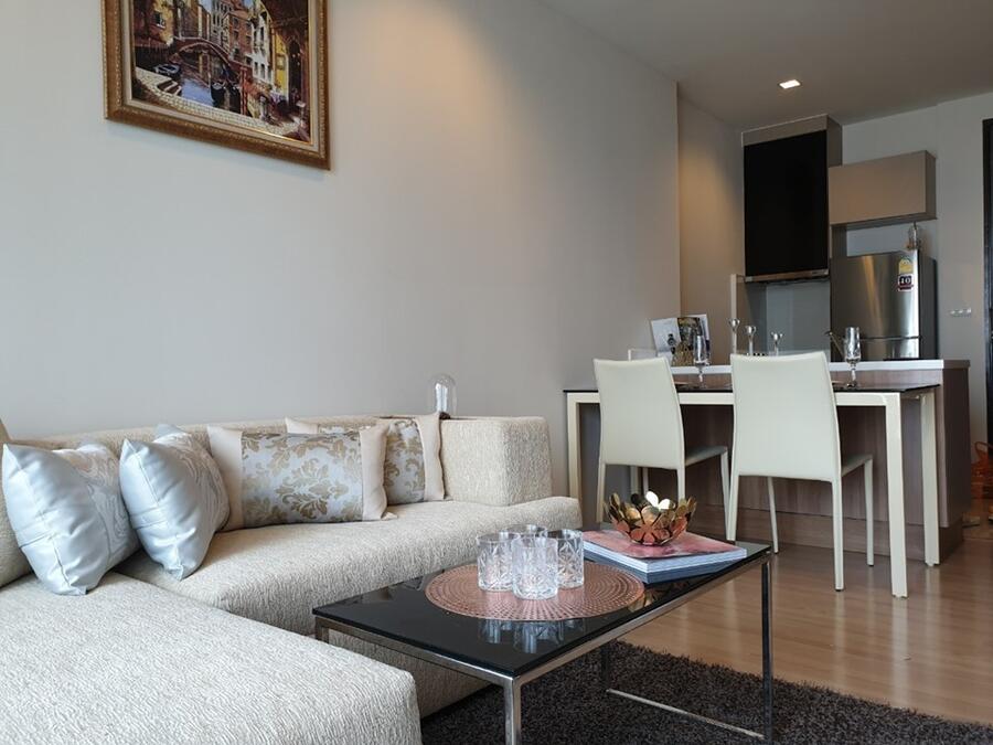 Rhythm Sathorn · 1 bedroom · 45 SqM · Sathorn, Bangkok · Photo 2 Rhythm Sathorn 1-bedroom Condo in Sathorn, Bangkok – photo 2