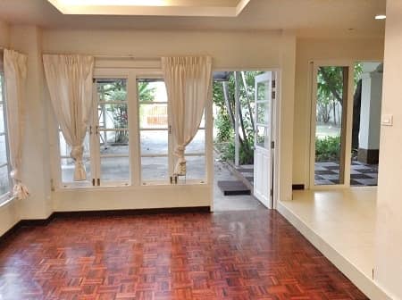 House in Sukhumvit 20 · 3 bedroom · 520 SqM · Phrom Phong, Bangkok · Photo 5 House in Sukhumvit 20 3-bedroom Detached House in Phrom Phong, Bangkok – photo 5