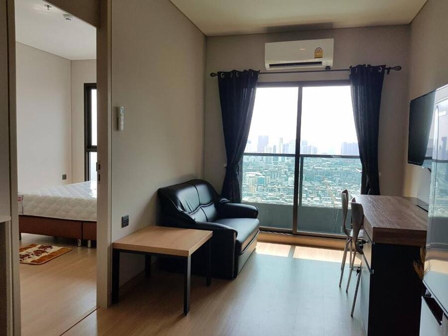 Lumpini Suite Dindaeng-Ratchaprarop · 1 bedroom · 28.56 SqM · Floor 25 · Pratunam, Bangkok · Photo 1 Lumpini Suite Dindaeng-Ratchaprarop 1-bedroom Condo in Pratunam, Bangkok – photo 1