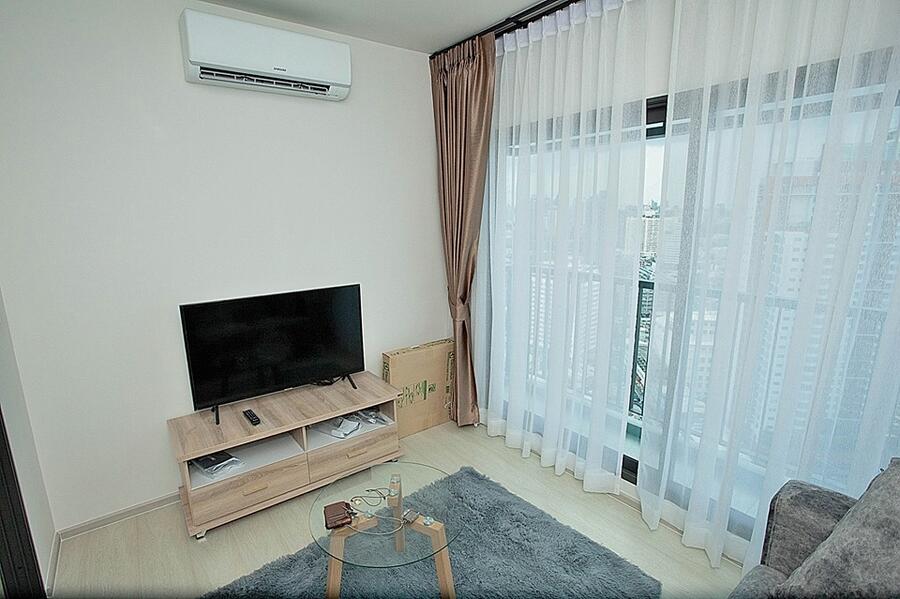 Life Sukhumvit 48 · 1 bedroom · 38 SqM · Floor 30 · Khlong Toei, Bangkok · Photo 2 Life Sukhumvit 48 1-bedroom Condo in Khlong Toei, Bangkok – photo 2