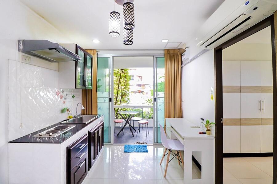 Baan Sabai Rama IV · 1 bedroom · 42 SqM · Rama 4, Bangkok · Photo 1 Baan Sabai Rama IV 1-bedroom Service Apartment in Rama 4, Bangkok – photo 1