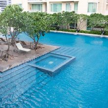 1501577376-empire-place-swimming-pool