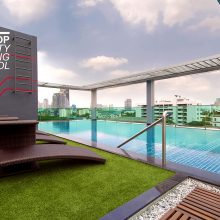 2-Rooftop-Swimming-Pool-Text