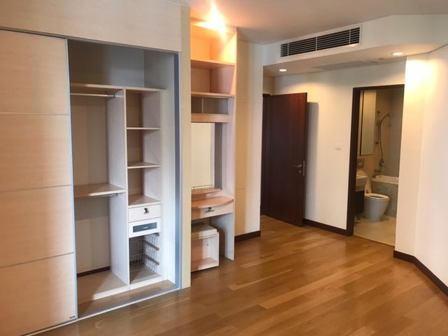 The Park Chidlom · 3 bedroom · 257 SqM · Floor 10 · Chidlom, Bangkok · Photo 4 The Park Chidlom 3-bedroom Condo in Chidlom, Bangkok – photo 4