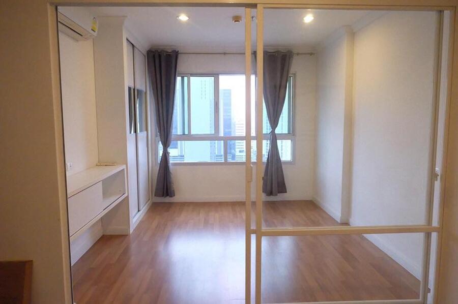 Lumpini Place Rama 9-Ratchada · 1 bedroom · 34 SqM · Floor 27 · Rama 9, Bangkok · Photo 1 Lumpini Place Rama 9-Ratchada 1-bedroom Condo in Rama 9, Bangkok – photo 1