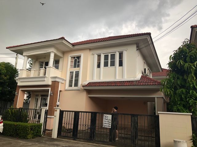 Narawan village · 3 bedroom · 280 SqM · Pattanakarn, Bangkok · Photo 1 Narawan village 3-bedroom Detached House in Pattanakarn, Bangkok – photo 1