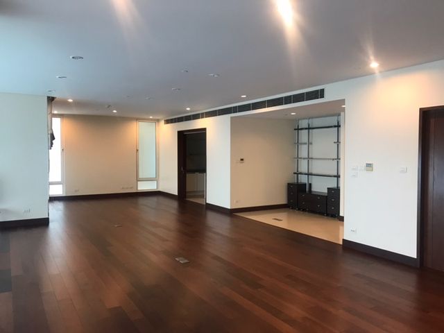 The Park Chidlom · 3 bedroom · 257 SqM · Floor 10 · Chidlom, Bangkok · Photo 2 The Park Chidlom 3-bedroom Condo in Chidlom, Bangkok – photo 2