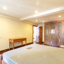 2-bedroom-condo-for-rent-in-nagara-mansion-lumpini-bangkok (3)