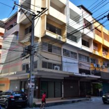 Commercial building soi pridi banomyong 40 05