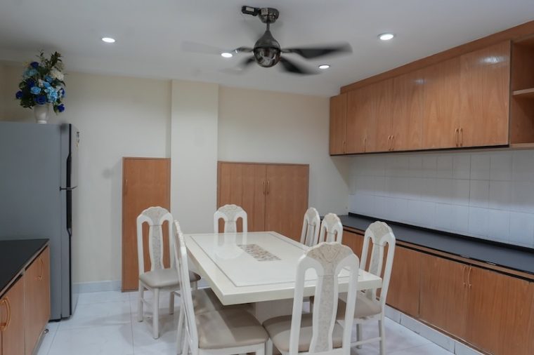 LINE_ALBUM_B_250304_53