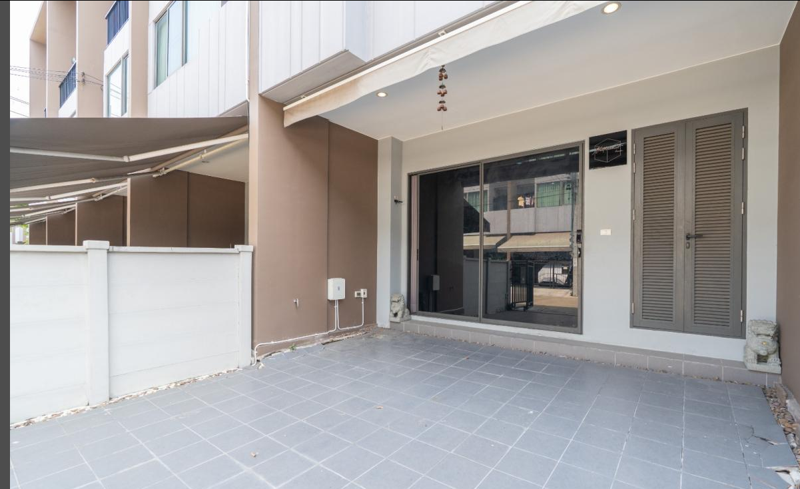 Baan Klang Muang The Edition Rama 9-Krungthep Kreetha · 3 bedroom · 150 SqM · Rama 9, Bangkok · Photo 1 Baan Klang Muang The Edition Rama 9-Krungthep Kreetha 3-bedroom Townhouse in Rama 9, Bangkok – photo 1