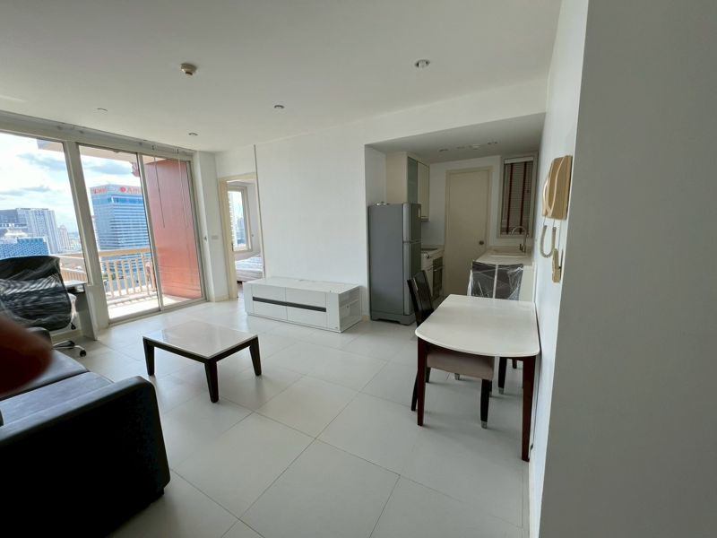 Manhattan Chidlom · 1 bedroom · 60 SqM · Floor 27 · Ratchathewi, Bangkok · Photo 2 Manhattan Chidlom 1-bedroom Condo in Ratchathewi, Bangkok – photo 2
