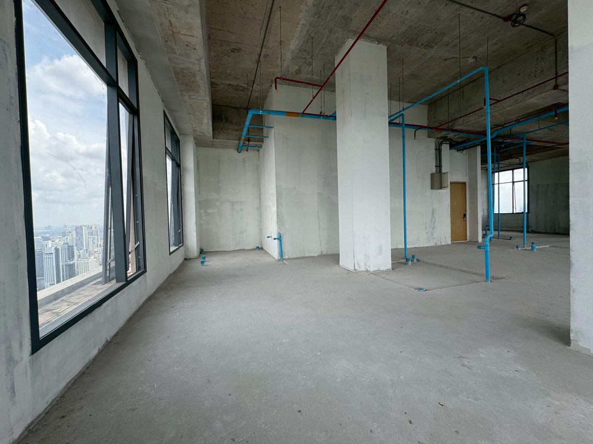 LINE VOOM image 4 The Esse Asoke Bare unit