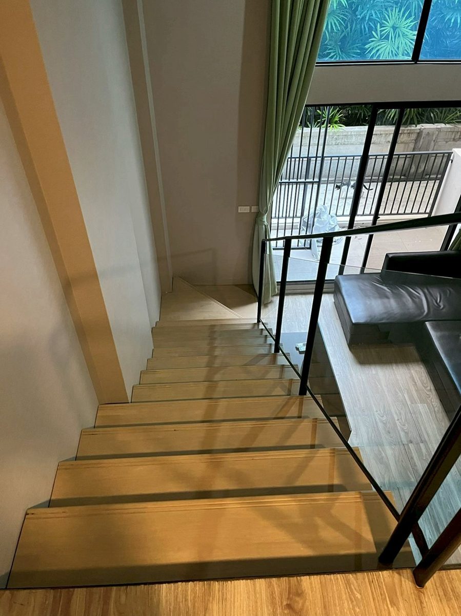 LINE VOOM image 3 Blossom Condo @ Sathorn-Charoenrat Loft 1 | 1