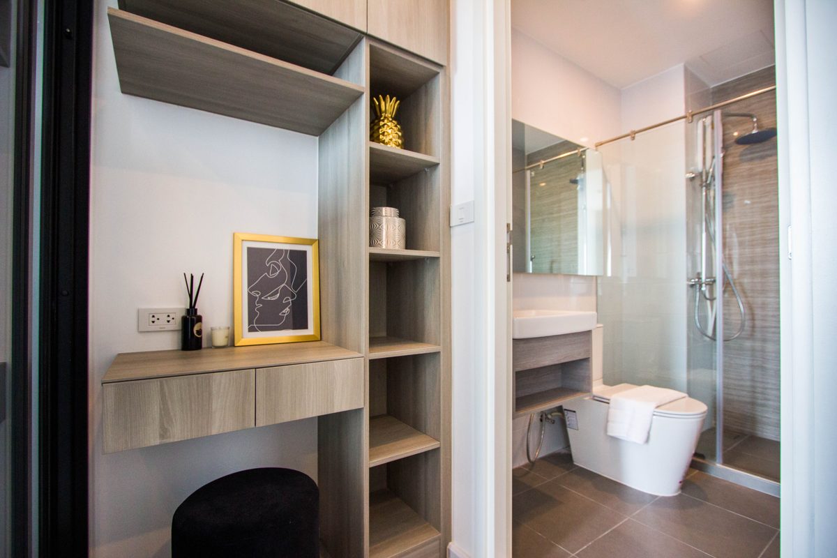 Bathroom 1.jpg Image Shared Knightsbridge Thepharak Sukhumvit