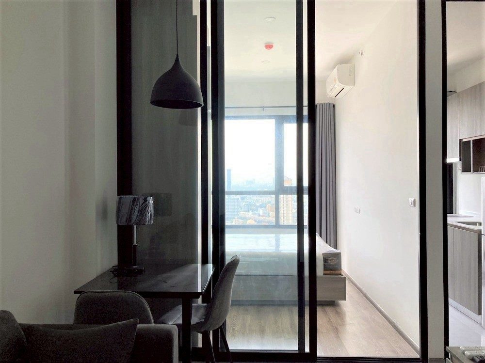 LINE VOOM image 4 KnightsBridge Prime Onnut Studio