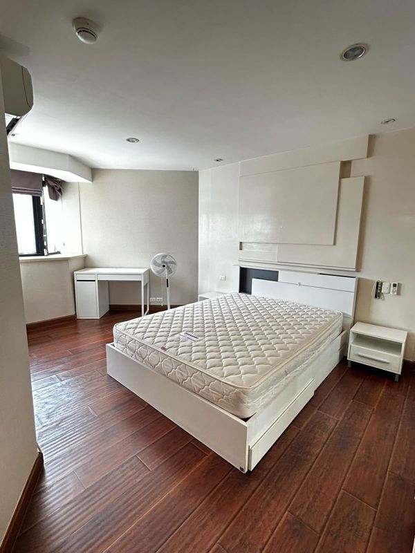 President Park Sukhumvit 24 · 3 bedroom · 265 SqM · Floor 19 · Phrom Phong, Bangkok · Photo 5 President Park Sukhumvit 24 3-bedroom Condo in Phrom Phong, Bangkok – photo 5