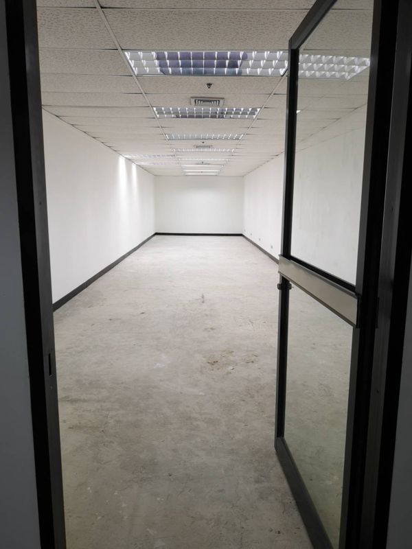 Jewelry Trade Center · 225 SqM · Floor 14 · Photo 4 Jewelry Trade Center – photo 4