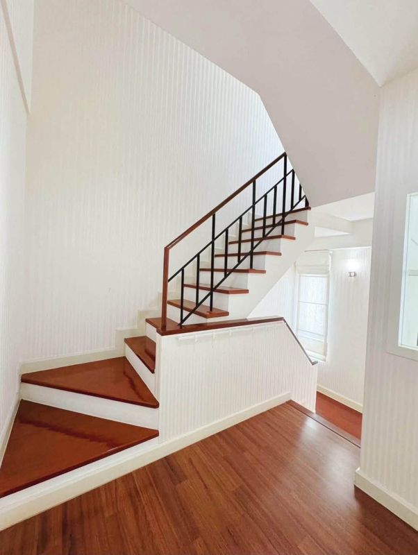 Leon Sukhumvit 62 · 3 bedroom · 200 SqM · Floor 3 · Bang Chak, Bangkok · Photo 3 Leon Sukhumvit 62 3-bedroom Townhouse in Bang Chak, Bangkok – photo 3