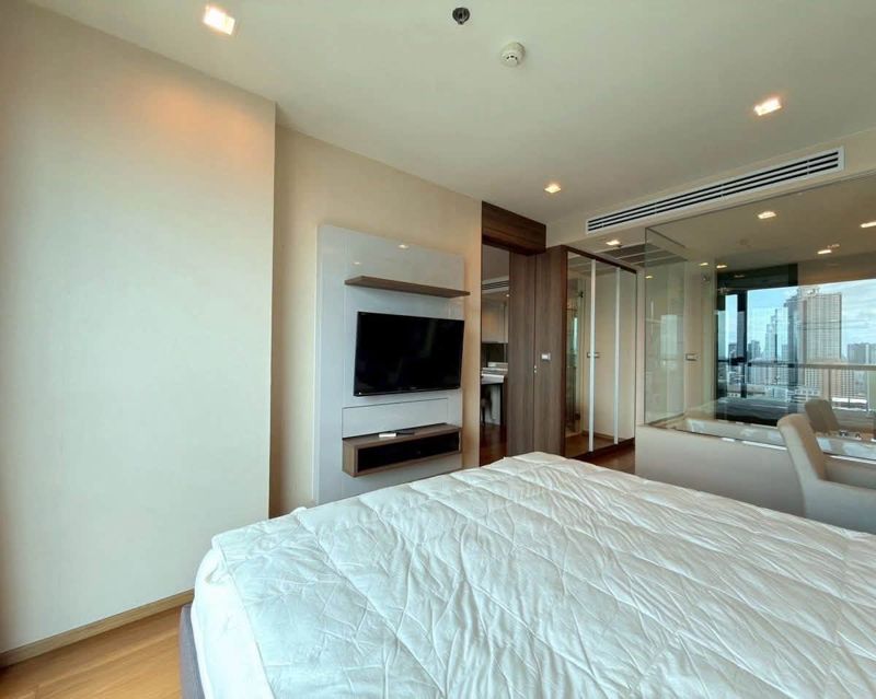The Address Sathorn · 1 bedroom · 50 SqM · Floor 33 · Sathorn, Bangkok · Photo 4 The Address Sathorn 1-bedroom Condo in Sathorn, Bangkok – photo 4