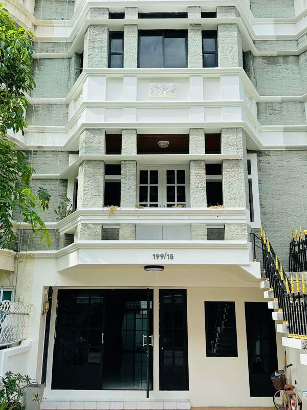 Chicha Castle · 4 bedroom · 350 SqM · Asoke, Bangkok · Photo 2 Chicha Castle 4-bedroom Townhouse in Asoke, Bangkok – photo 2