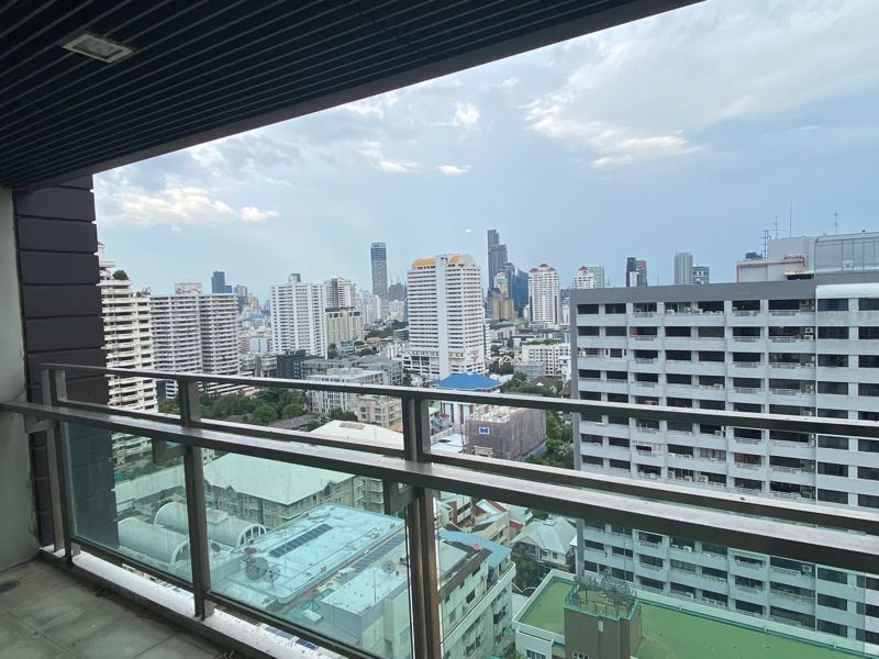 The Madison · 3 bedroom · 230 SqM · Floor 20 · Phrom Phong, Bangkok · Photo 4 The Madison 3-bedroom Condo in Phrom Phong, Bangkok – photo 4