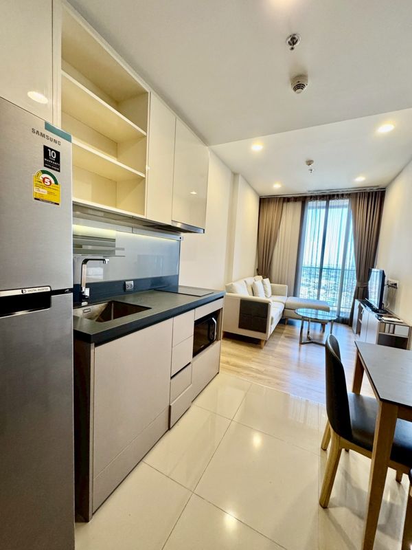 Oka Haus · 1 bedroom · 35.35 SqM · Floor 37 · Khlong Toei, Bangkok · Photo 3 Oka Haus 1-bedroom Condo in Khlong Toei, Bangkok – photo 3