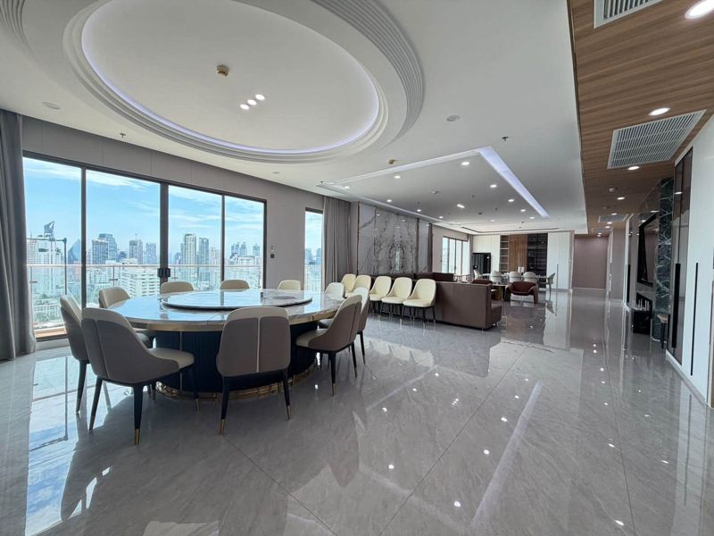 Supalai Oriental Sukhumvit 39 · 4 bedroom · 365 SqM · Floor 26 · Phrom Phong, Bangkok · Photo 2 Supalai Oriental Sukhumvit 39 4-bedroom Condo in Phrom Phong, Bangkok – photo 2