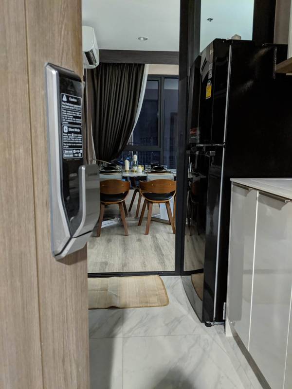 Ideo Mobi Asoke · 2 bedroom · 55 SqM · Floor 24 · Huai Khwang, Bangkok · Photo 1 Ideo Mobi Asoke 2-bedroom Condo in Huai Khwang, Bangkok – photo 1