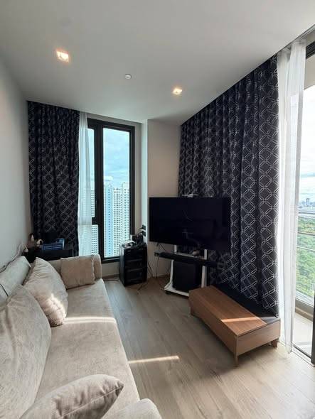 The Crest Park Residences · 2 bedroom · 200 SqM · Floor 30 · Chatuchak, Bangkok · Photo 2 The Crest Park Residences 2-bedroom Condo in Chatuchak, Bangkok – photo 2