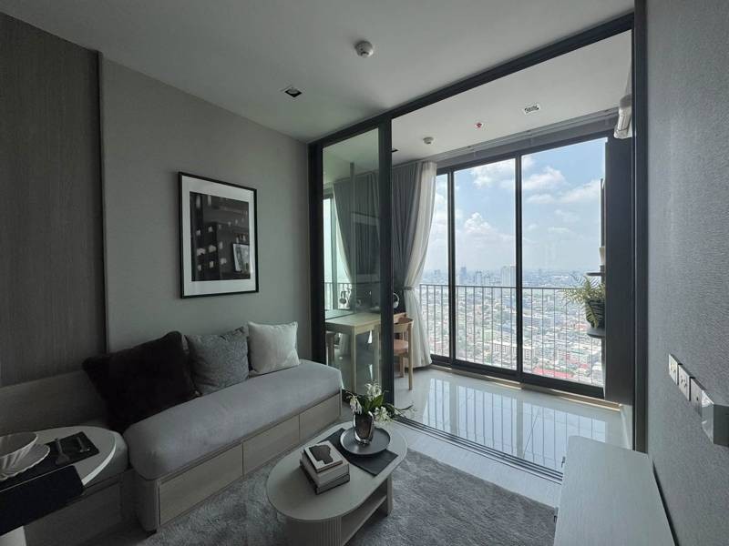 Ideo Sathorn-Wongwian Yai · 2 bedroom · 31 SqM · Floor 41 · Riverside, Bangkok · Photo 3 Ideo Sathorn-Wongwian Yai 2-bedroom Condo in Riverside, Bangkok – photo 3