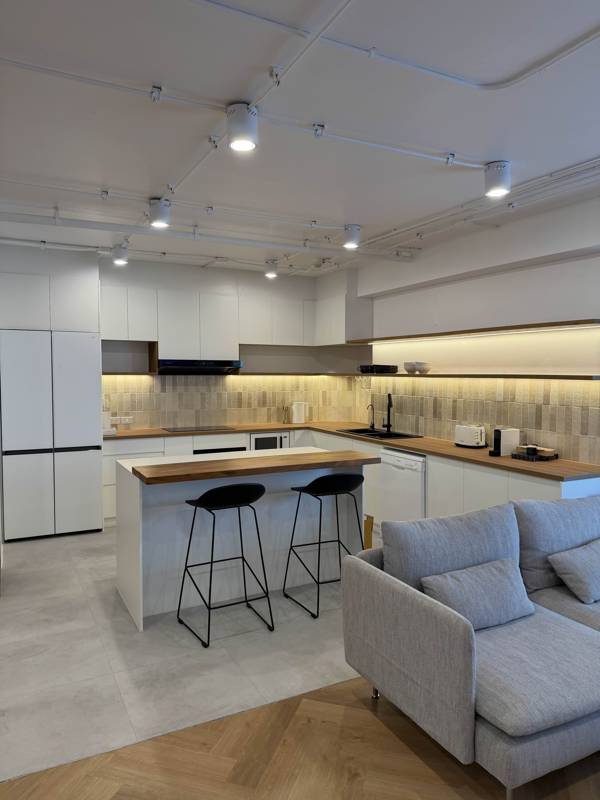 Richmond Palace · 3 bedroom · 143 SqM · Floor 9 · Phrom Phong, Bangkok · Photo 1 Richmond Palace 3-bedroom Condo in Phrom Phong, Bangkok – photo 1