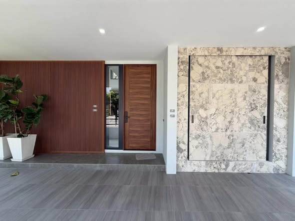 Preecha Beyond Ramkhamhaeng-Krungthepkreetha · 4 bedroom · 266.4 SqM · Photo 2 Preecha Beyond Ramkhamhaeng-Krungthepkreetha 4-bedroom Detached House – photo 2
