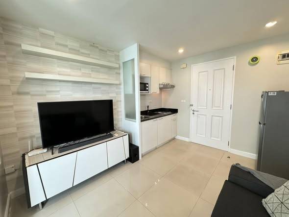 The Clover · 1 bedroom · 37 SqM · Floor 4 · Thong Lo, Bangkok · Photo 2 The Clover 1-bedroom Condo in Thong Lo, Bangkok – photo 2