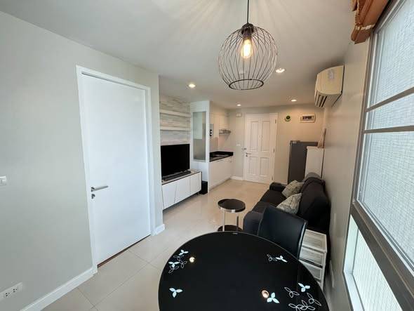 The Clover · 1 bedroom · 37 SqM · Floor 4 · Thong Lo, Bangkok · Photo 3 The Clover 1-bedroom Condo in Thong Lo, Bangkok – photo 3