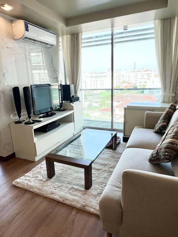 The Kris Ratchada · 2 bedroom · 54 SqM · Floor 7 · Din Daeng, Bangkok · Photo 1 The Kris Ratchada 2-bedroom Condo in Din Daeng, Bangkok – photo 1