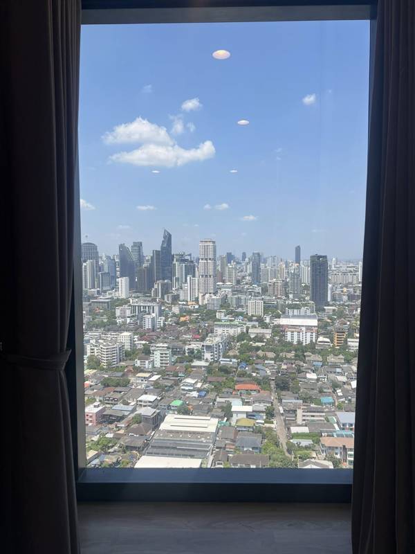 Oka Haus · 1 bedroom · 36.5 SqM · Floor 37 · Khlong Toei, Bangkok · Photo 5 Oka Haus 1-bedroom Condo in Khlong Toei, Bangkok – photo 5
