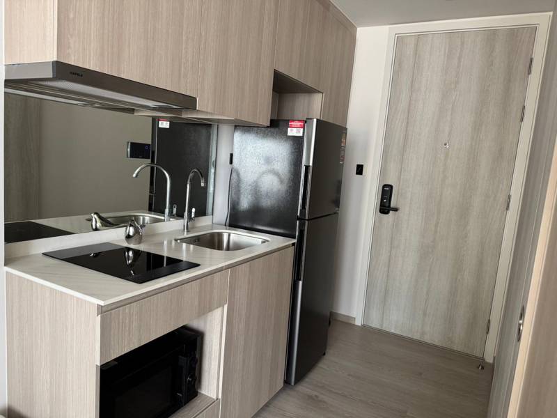 Reference Sathorn-Wongwianyai · 1 bedroom · 26 SqM · Floor 10 · Khlong San, Bangkok · Photo 5 Reference Sathorn-Wongwianyai 1-bedroom Condo in Khlong San, Bangkok – photo 5