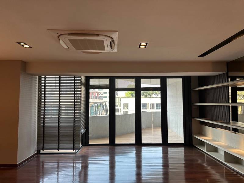 Ploenchit Terrace · 3 bedroom · 374 SqM · Floor 8 · Watthana, Bangkok · Photo 3 Ploenchit Terrace 3-bedroom Condo in Watthana, Bangkok – photo 3