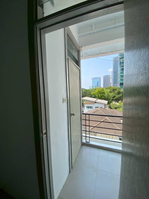 Villa Bajaj · 3 bedroom · 240 SqM · Asoke, Bangkok · Photo 3 Villa Bajaj 3-bedroom Condo in Asoke, Bangkok – photo 3