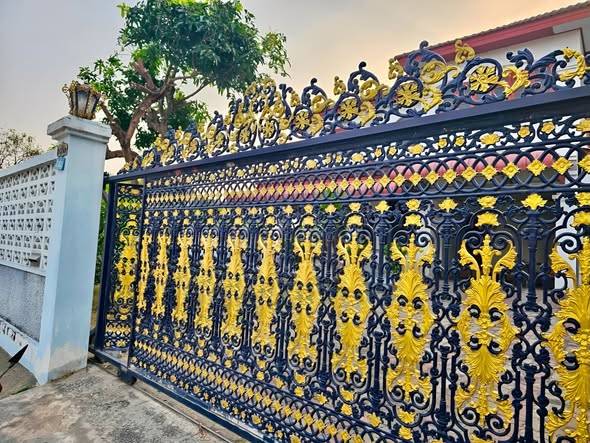 4 Bedroom Detached House with Private Garden · 4 bedroom · 400 SqM · Floor 2 · Chatuchak, Bangkok · Photo 2 4 Bedroom Detached House with Private Garden 4-bedroom Detached House in Chatuchak, Bangkok – photo 2