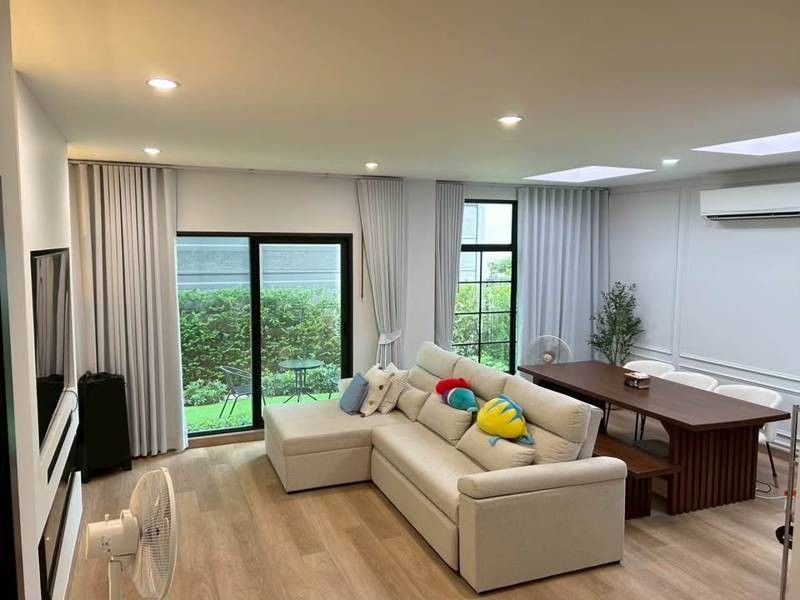 3-Bedroom Townhouse with Basement in Chatuchak · 3 bedroom · 300 SqM · Chatuchak, Bangkok · Photo 3 3-Bedroom Townhouse with Basement in Chatuchak 3-bedroom Land in Chatuchak, Bangkok – photo 3