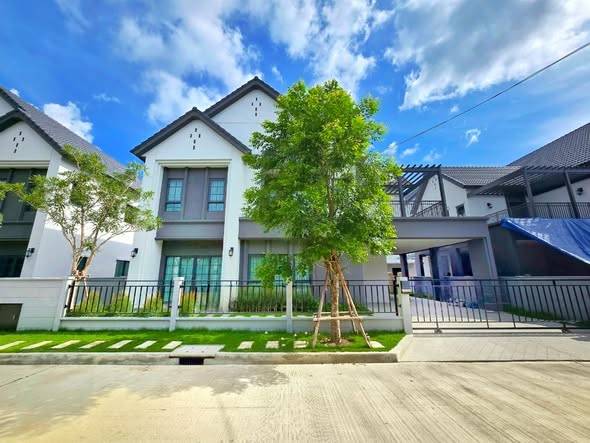 Centro Bangna · 4 bedroom · 70.1 SqM · Bang Na, Bangkok · Photo 1 Centro Bangna 4-bedroom Detached House in Bang Na, Bangkok – photo 1