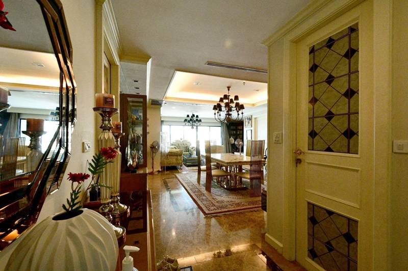 Sathorn Gardens · 3 bedroom · 920 SqM · Floor 33 · Silom, Bangkok · Photo 3 Sathorn Gardens 3-bedroom Condo in Silom, Bangkok – photo 3